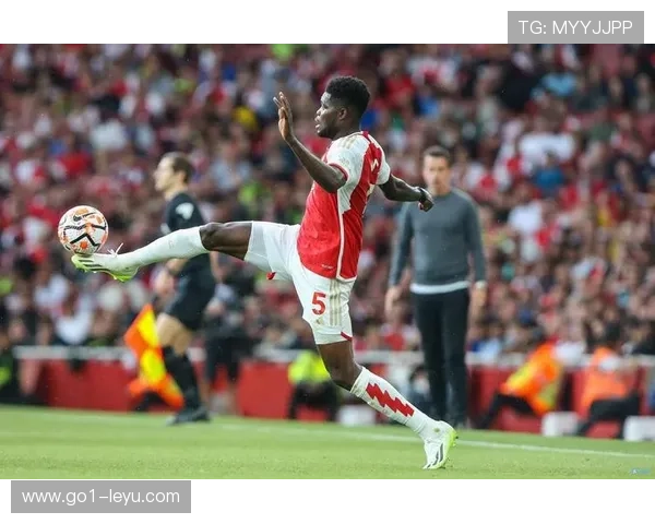 加纳中场托马斯·帕尔特状态再引热议