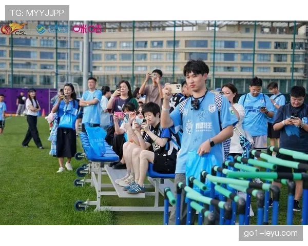 中超球队新赛季积极投身公益活动，球迷热情助力社区共建